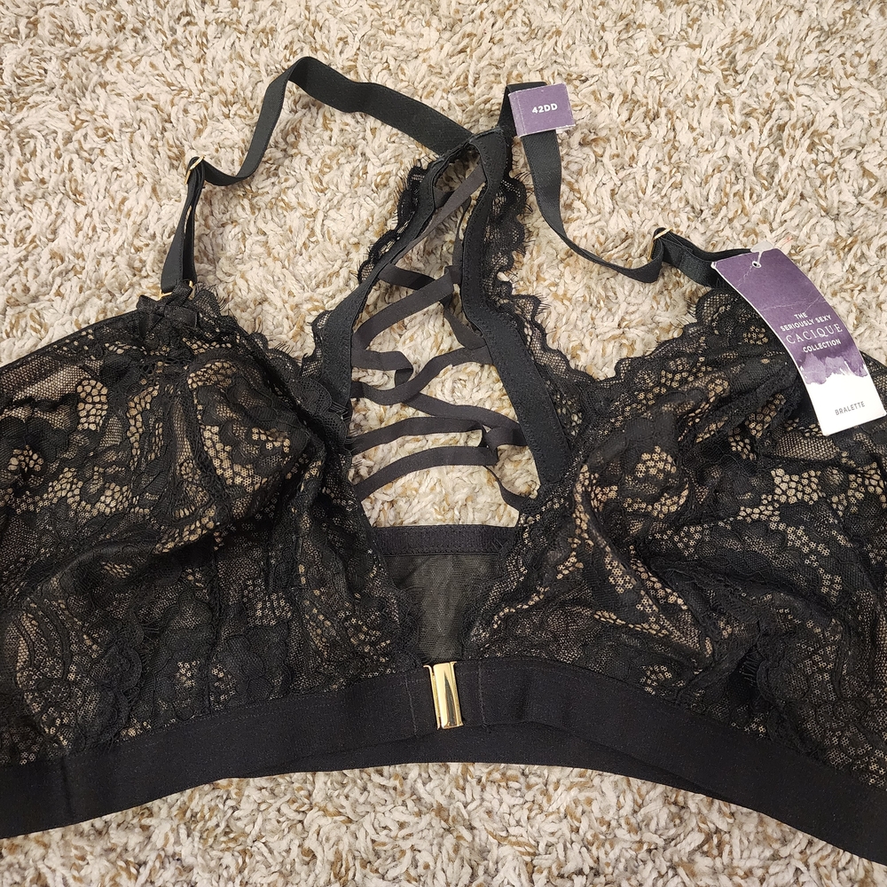 Cacique Black Lace Bralette with Strappy Front